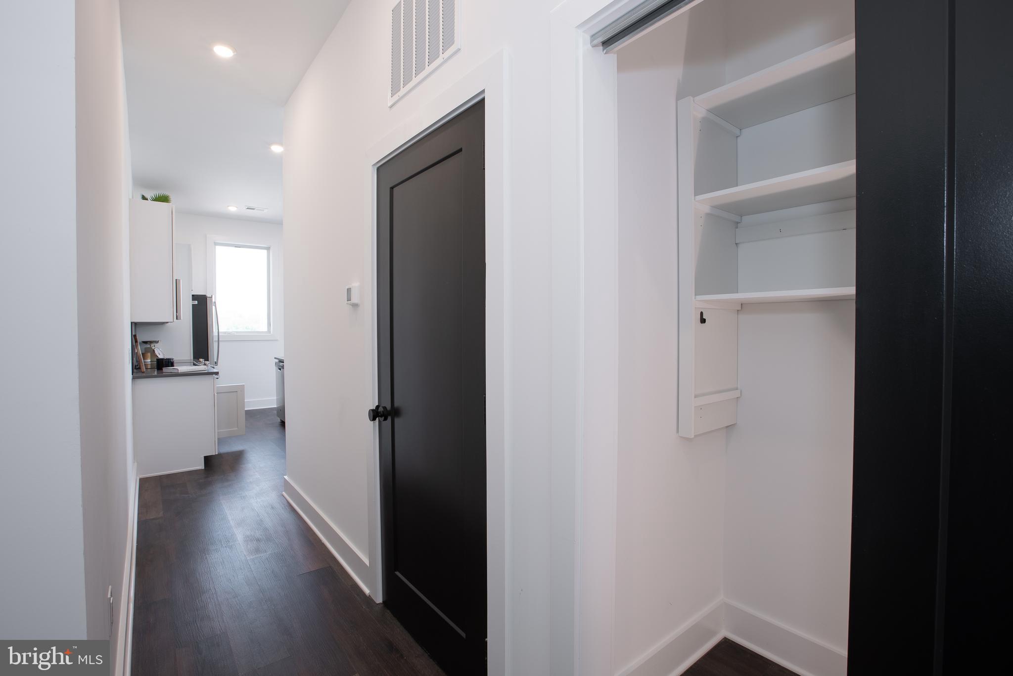 2940 W THOMPSON ST #UNIT 402