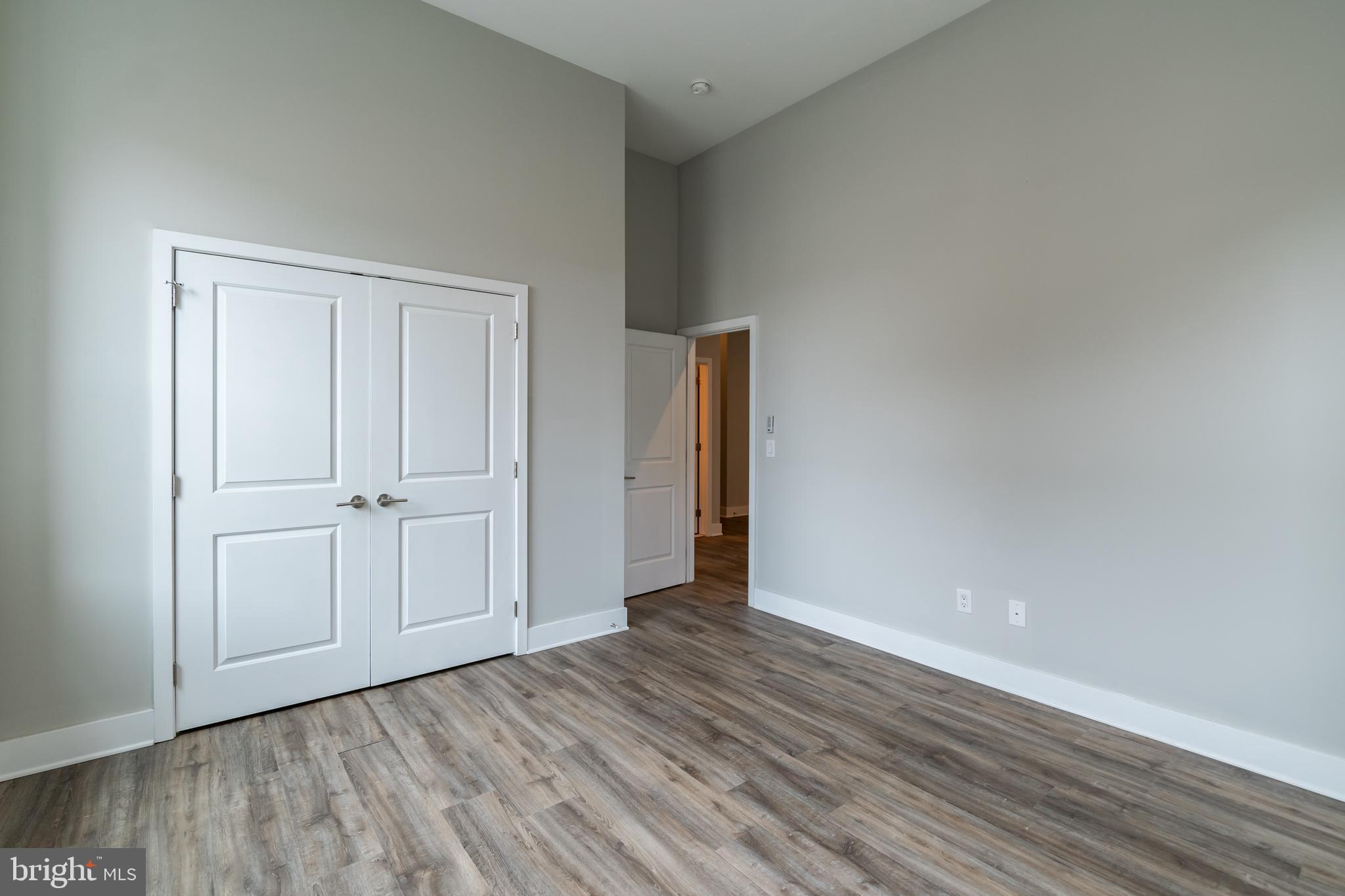 1607 CATHARINE ST #1B