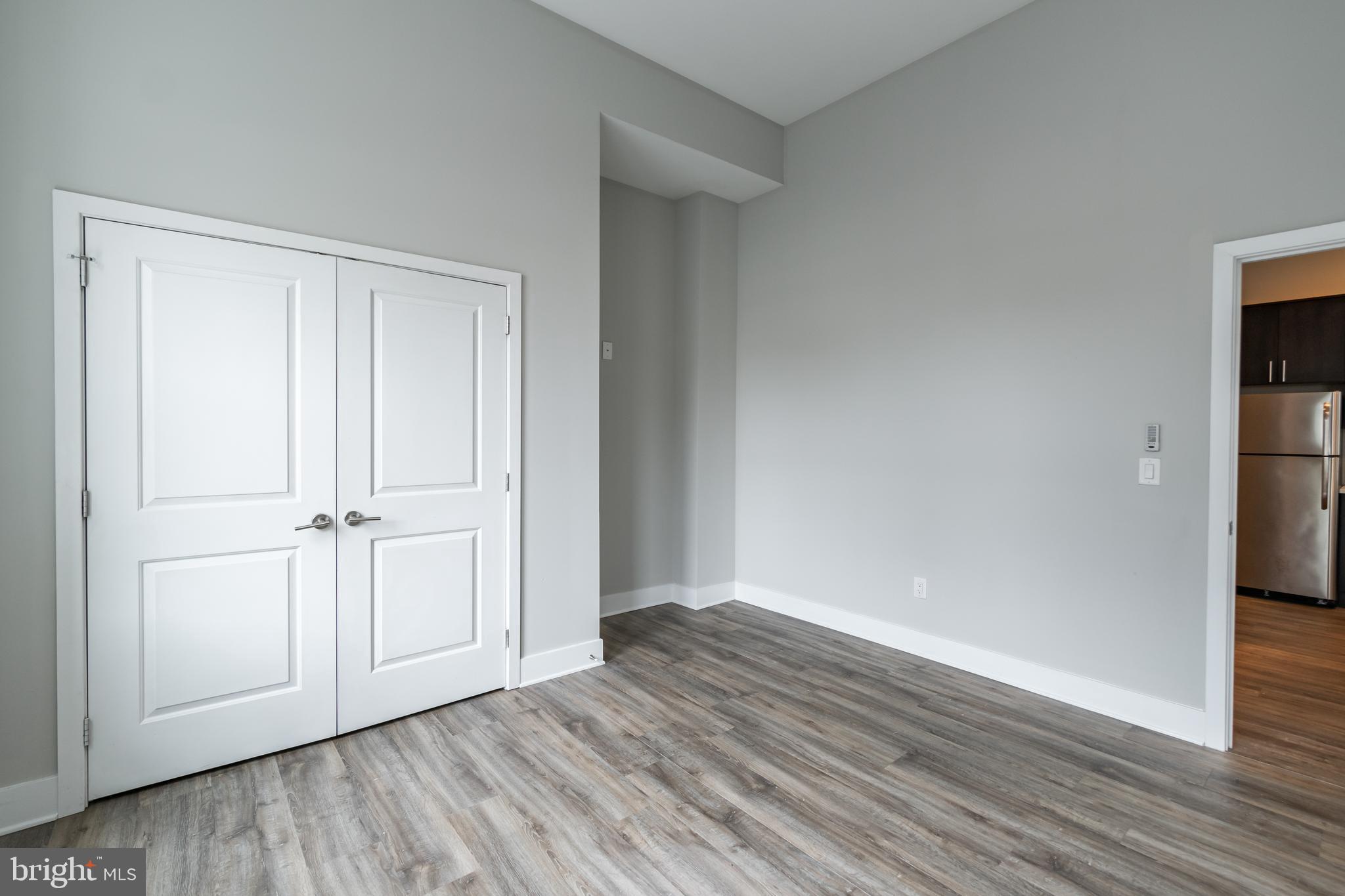 1607 CATHARINE ST #1B