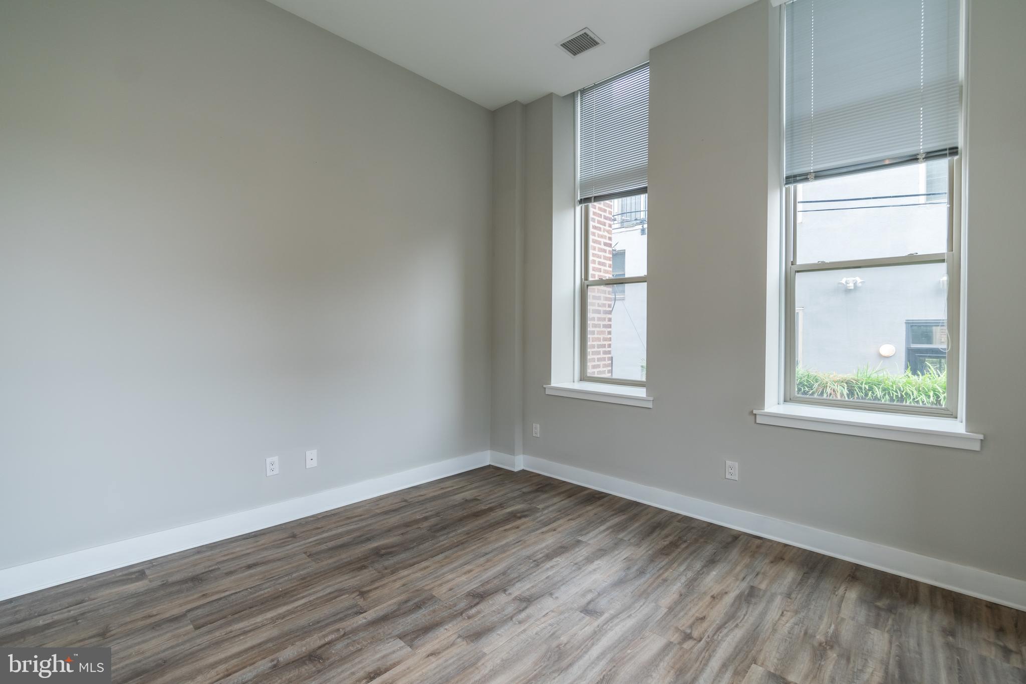 1607 CATHARINE ST #1B