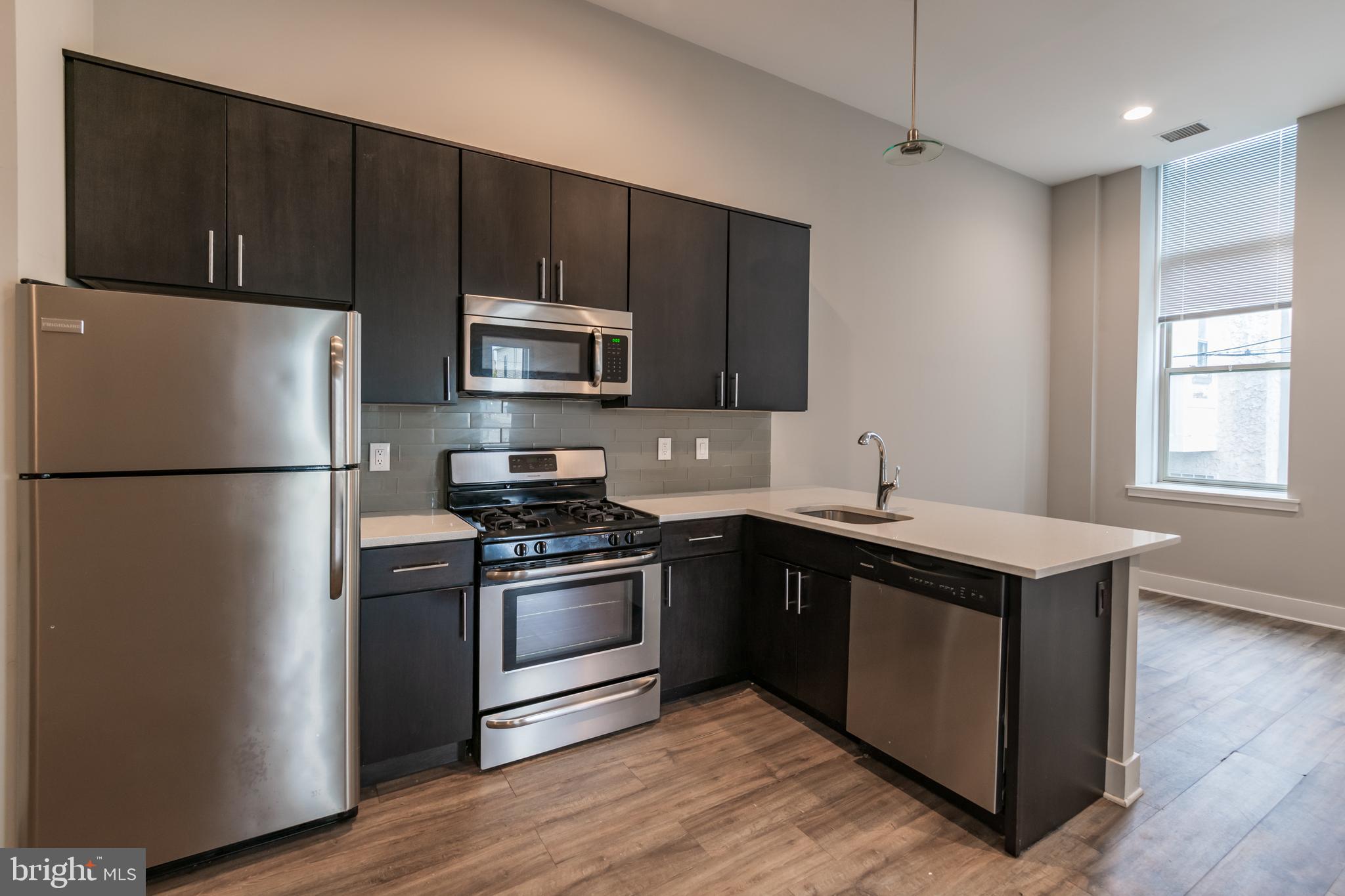 1607 CATHARINE ST #1B