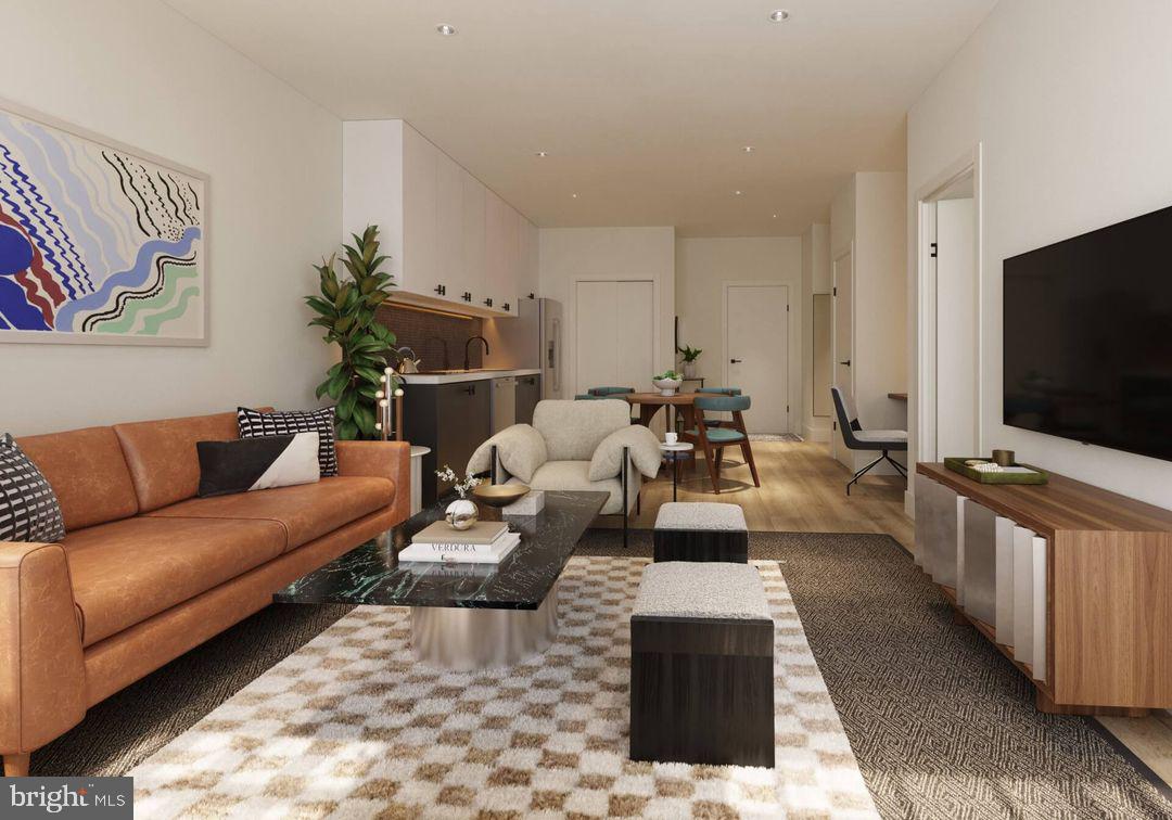 1825 E BOSTON ST #207