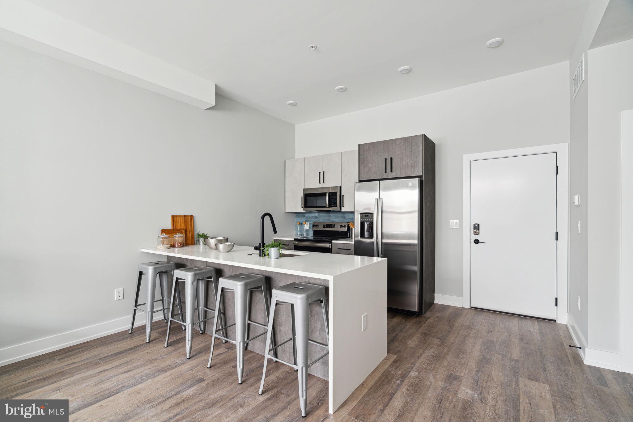 2233 N 7TH ST #UNIT 307