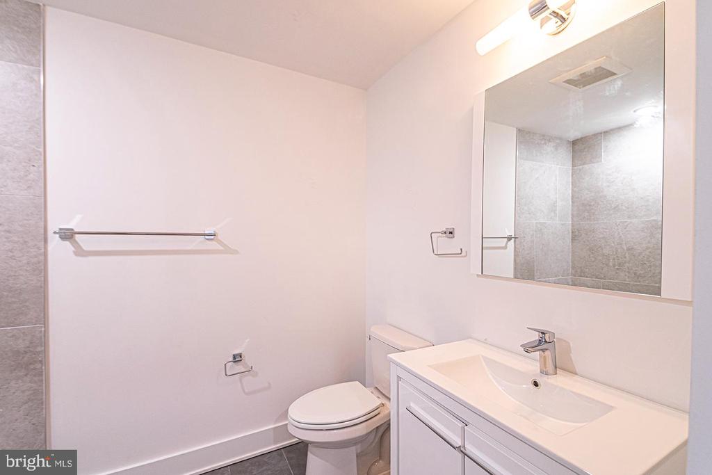 1245 RIDGE AVE #UNIT 203