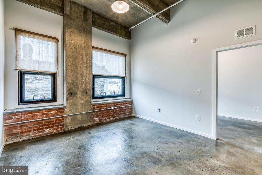 4800 BROWN ST #UNIT 309
