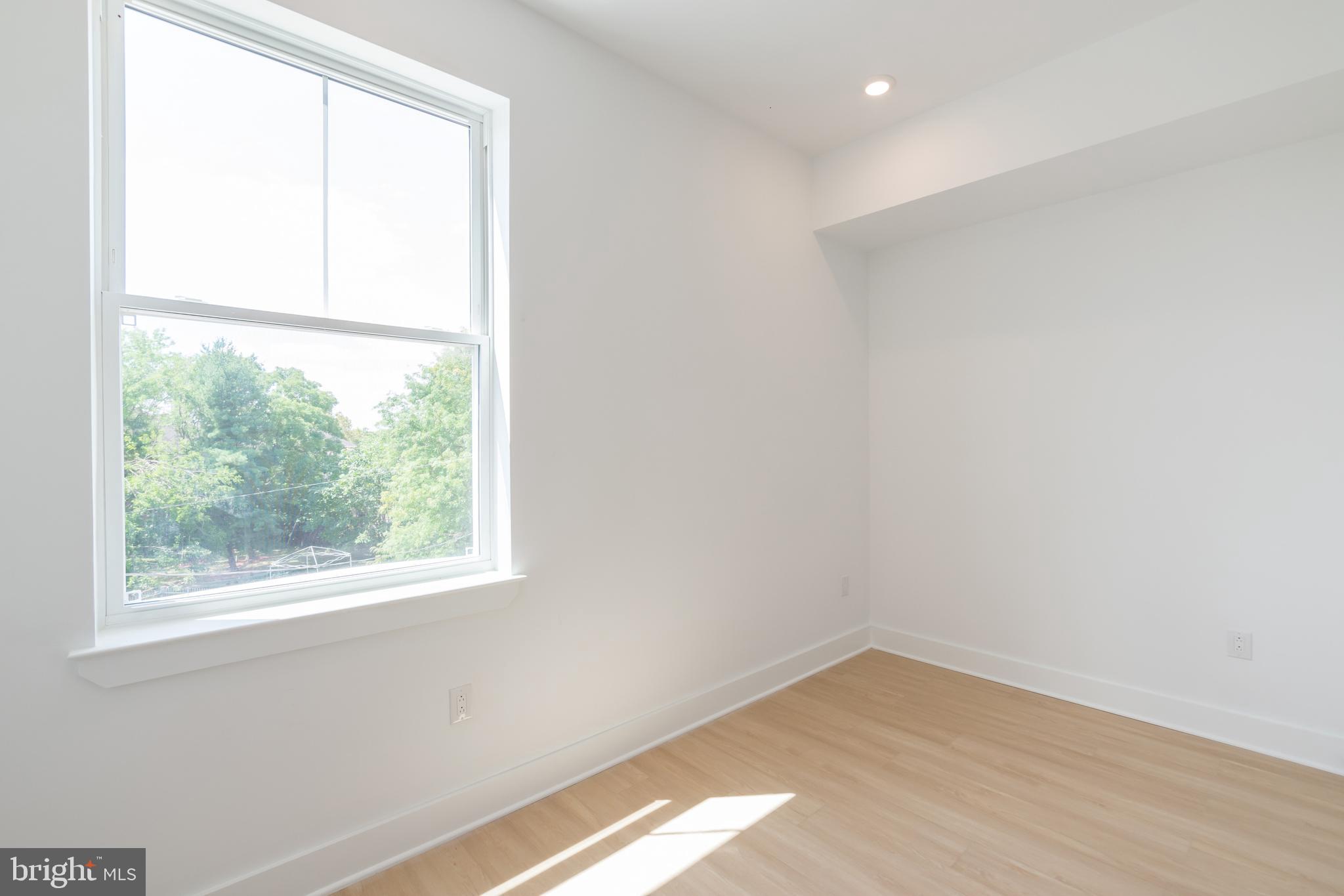 4408 LANCASTER AVE #UNIT 203