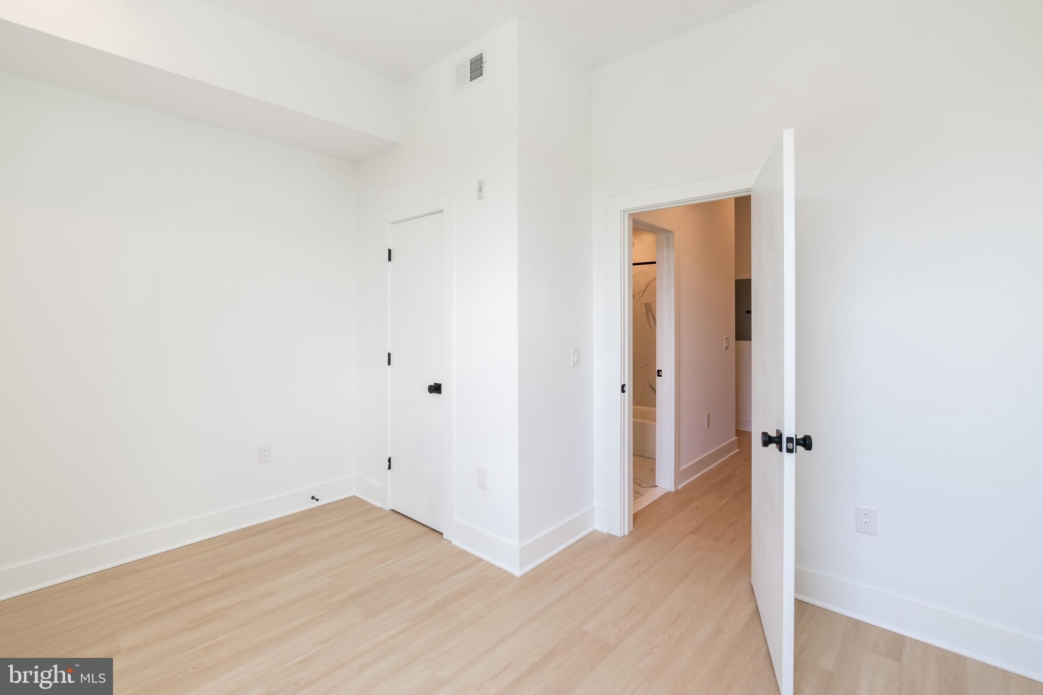 4408 LANCASTER AVE #UNIT 303