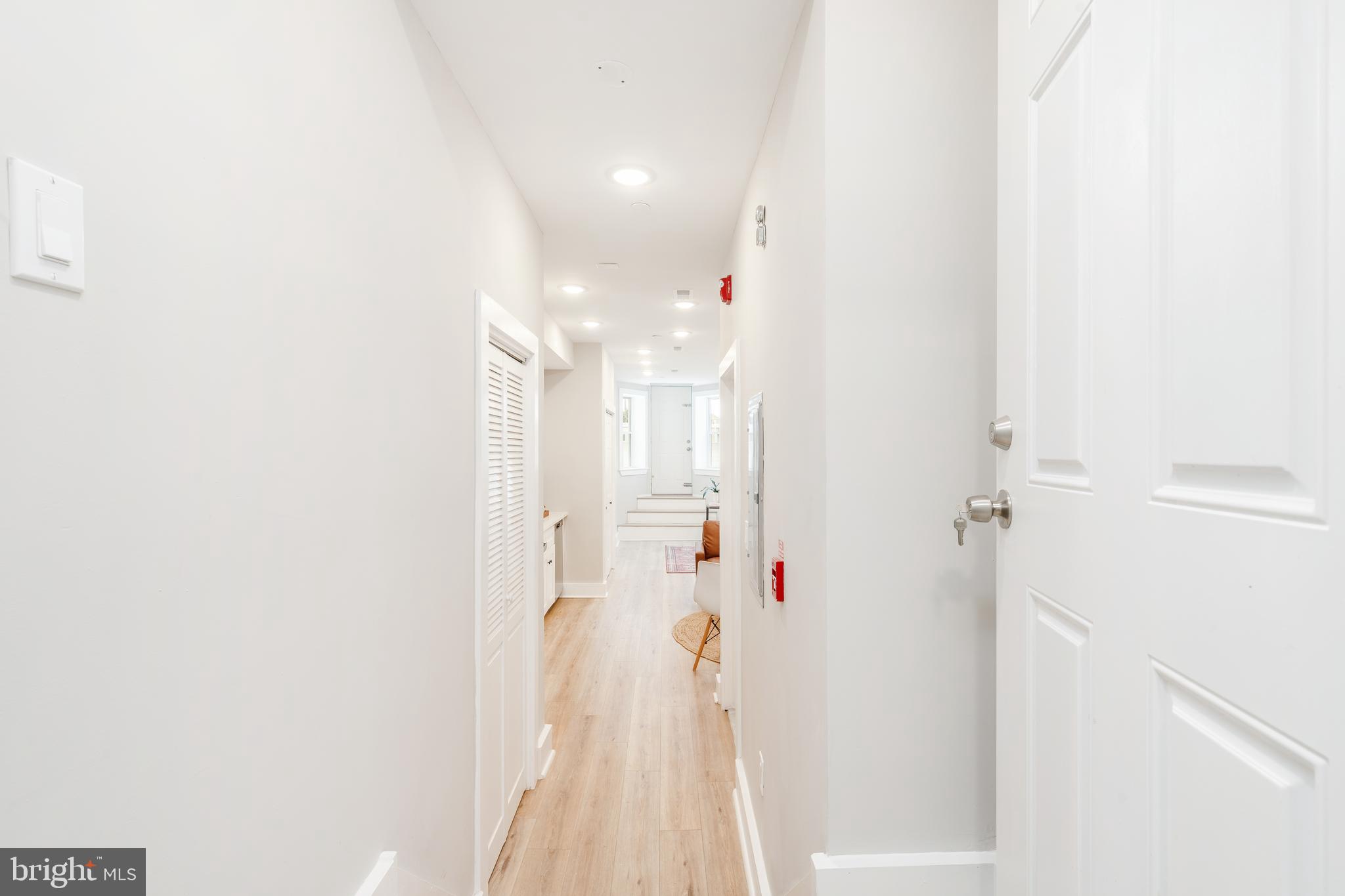 2825 W GIRARD AVE #UNIT 202