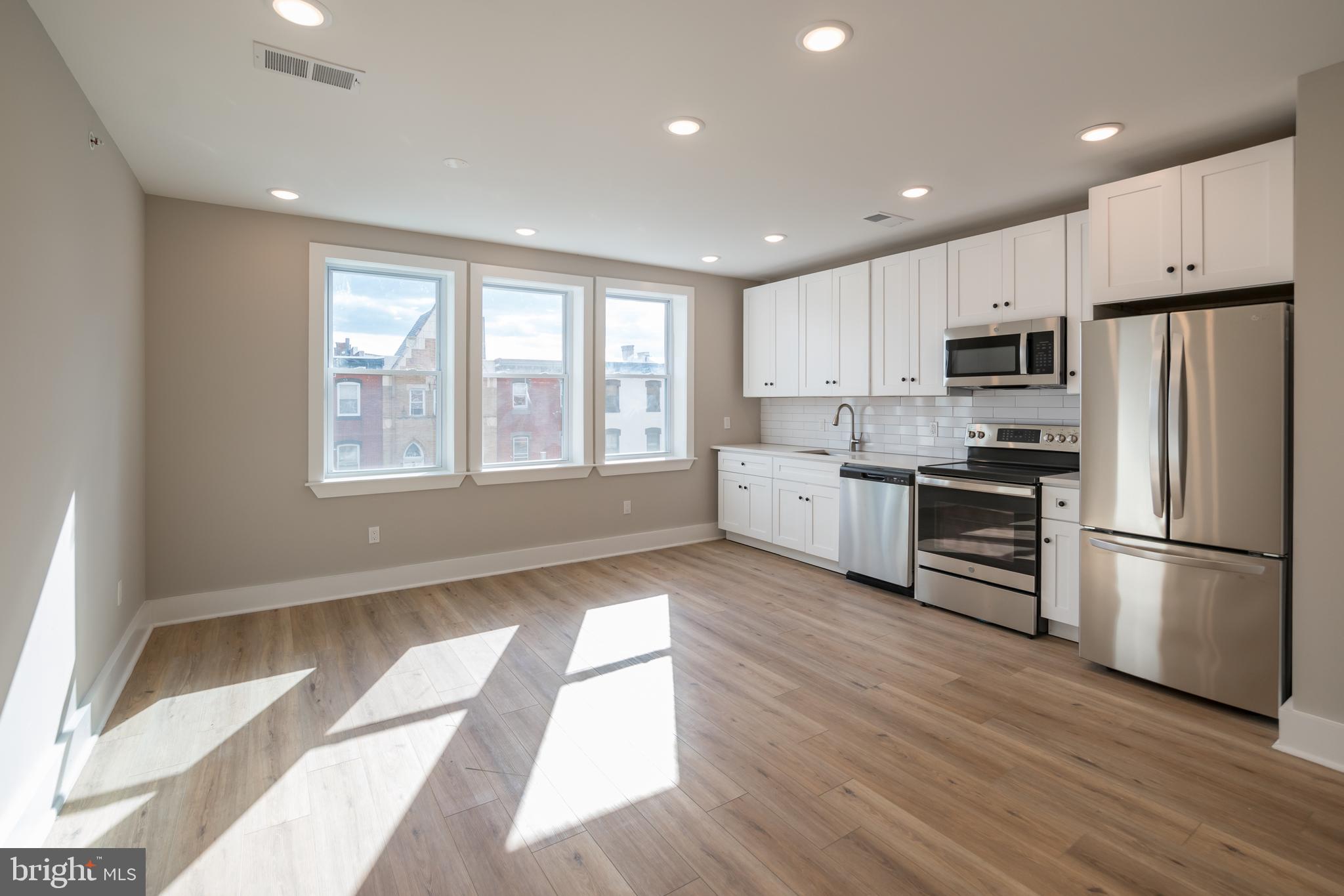 2825 W GIRARD AVE #UNIT 301