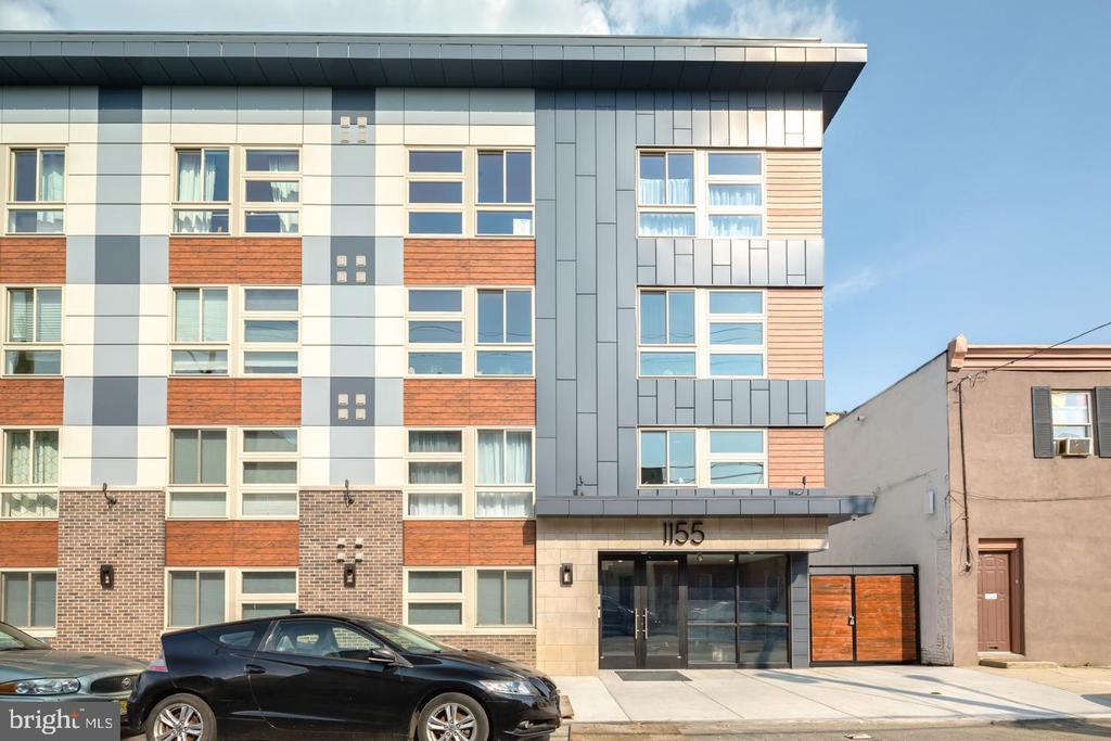 1155 S 15TH ST #UNIT 401