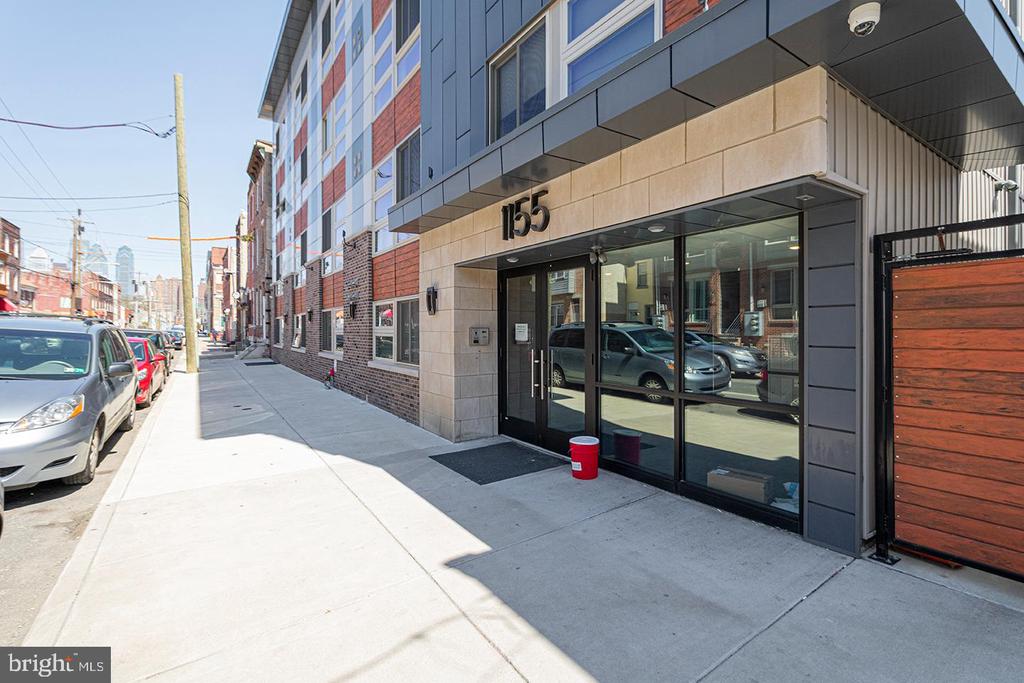 1155 S 15TH ST #UNIT 401