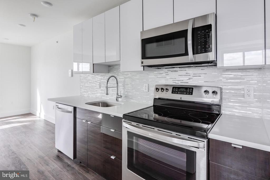1155 S 15TH ST #UNIT 401