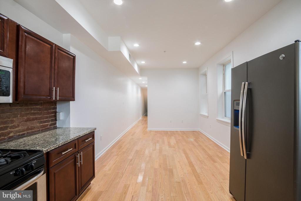 1241 S 15TH ST #LOWER UNIT