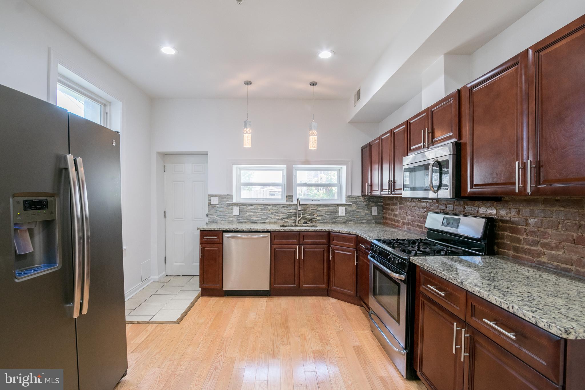 1241 S 15TH ST #LOWER UNIT