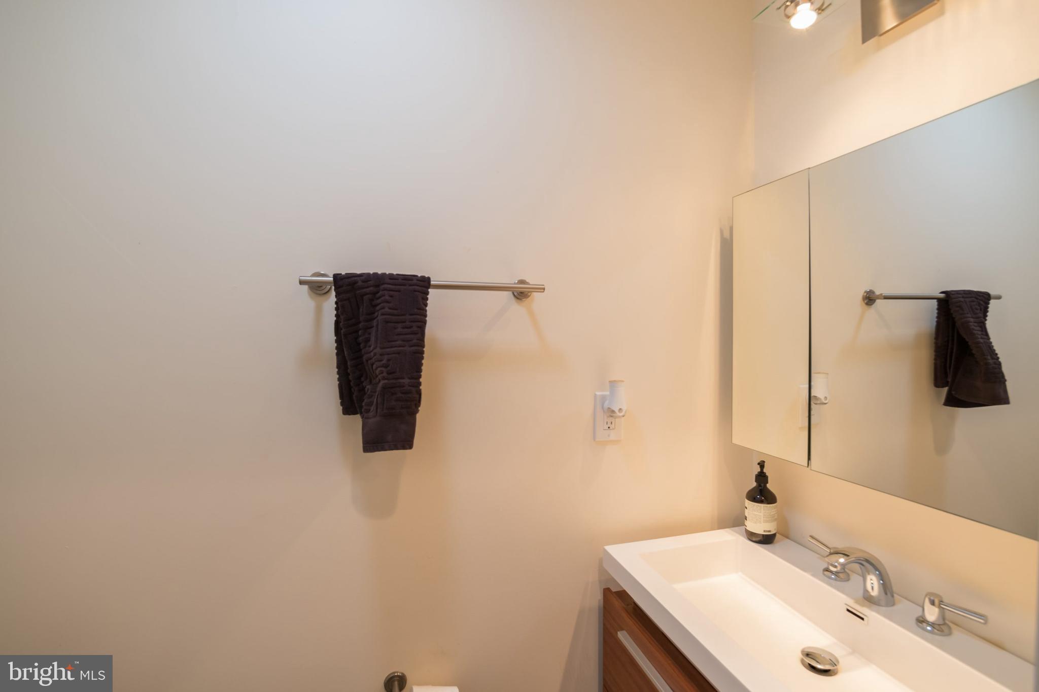 1500 N PALETHORP ST #UNIT 11