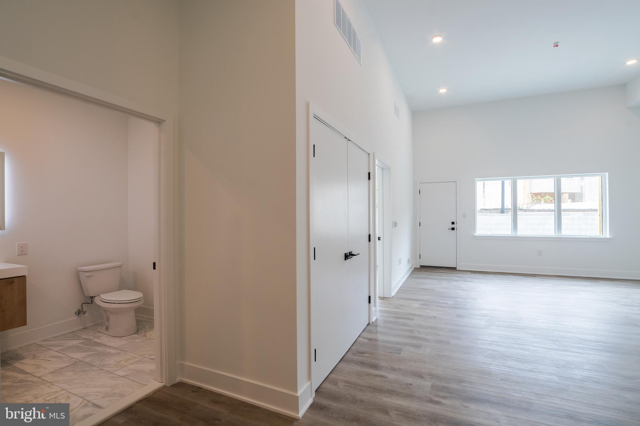 1420 POINT BREEZE AVE #UNIT 101