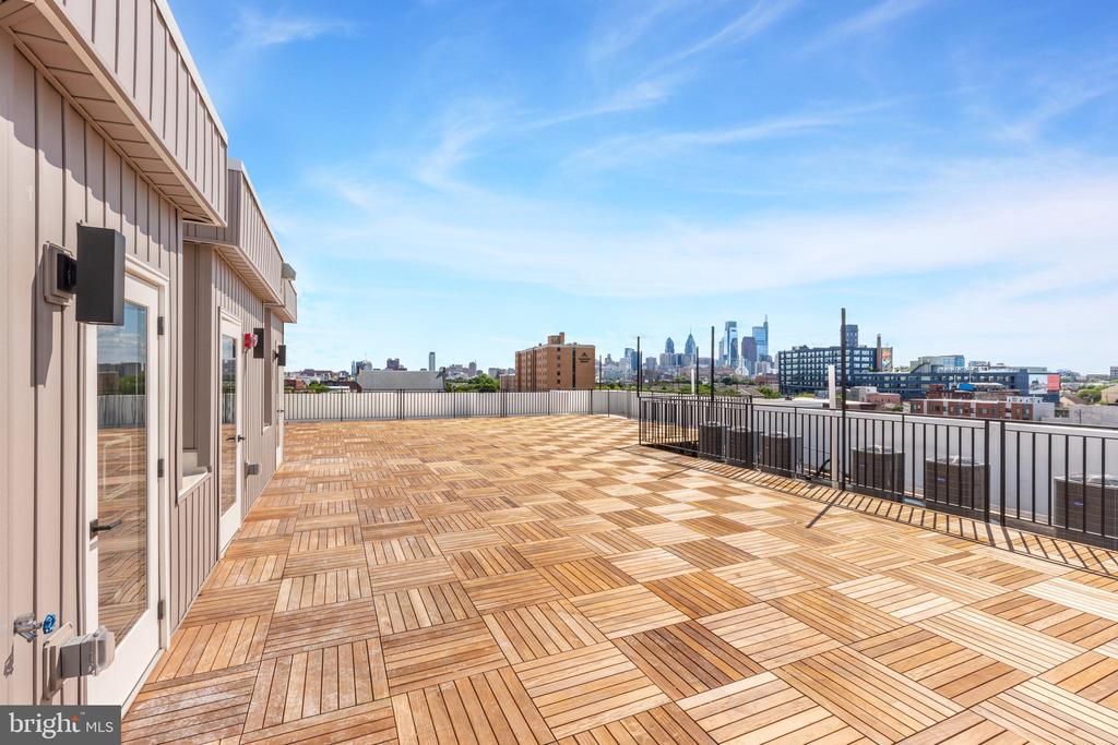 629 W GIRARD AVE #UNIT 501