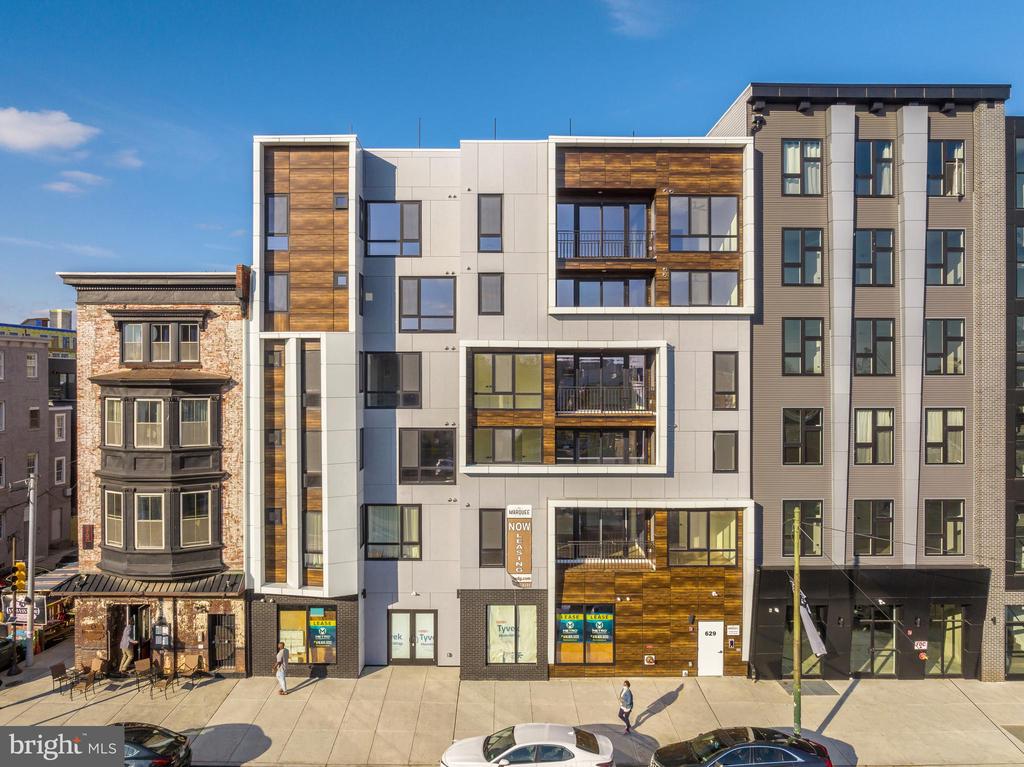 629 W GIRARD AVE #UNIT 501