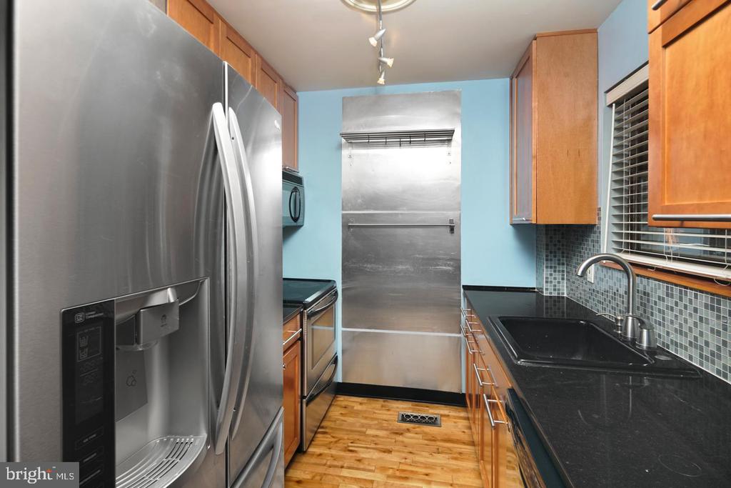 1105 SOUTH ST #UNIT A