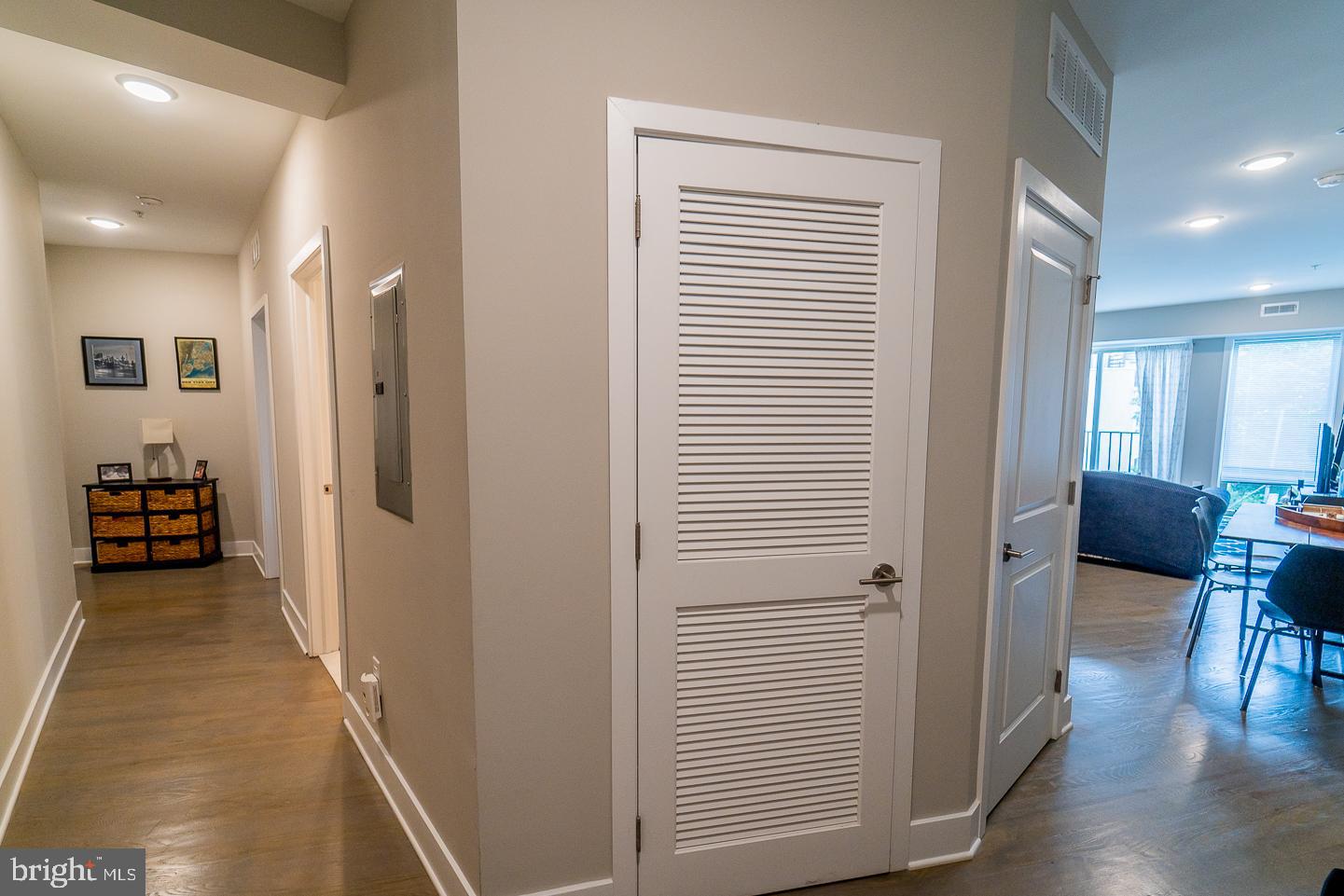 1607 CATHARINE ST #UNIT 2G