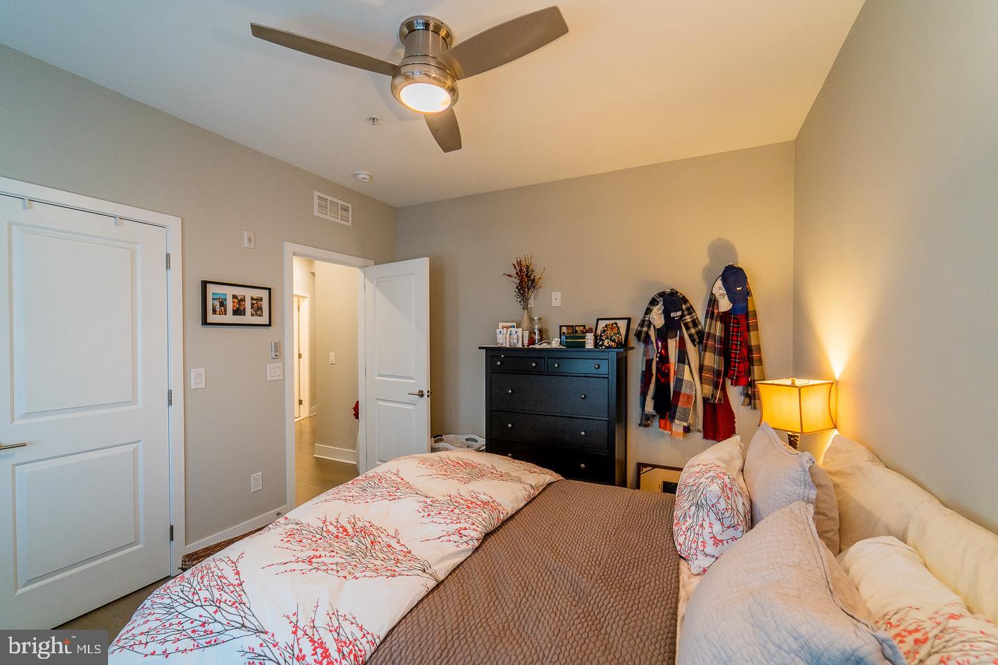 1607 CATHARINE ST #UNIT 2G