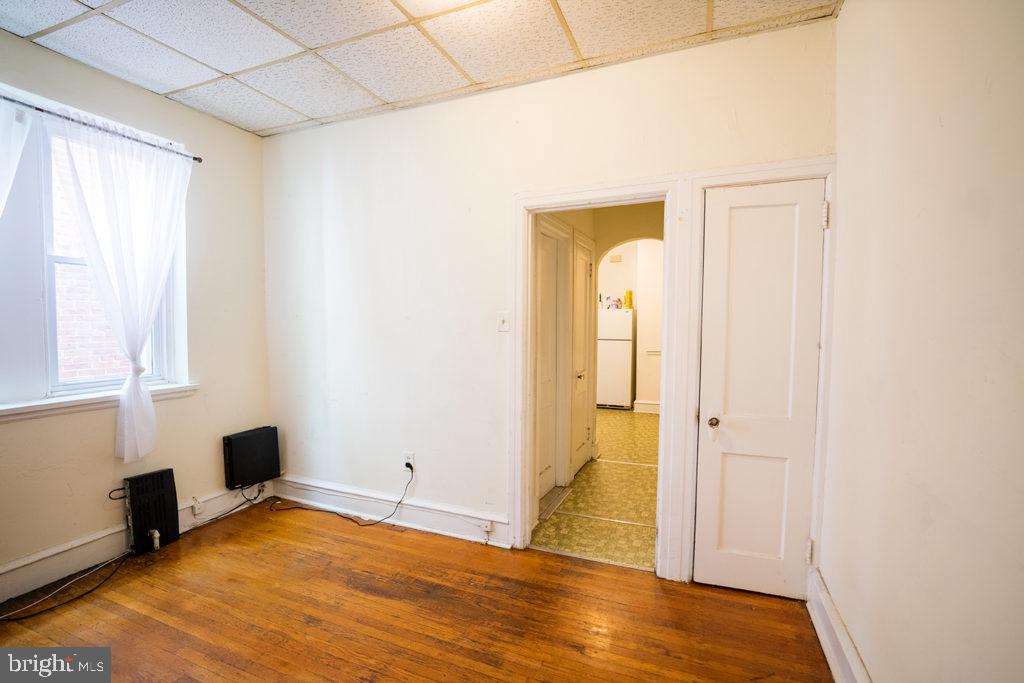 4329 OSAGE AVE #UNIT 1E