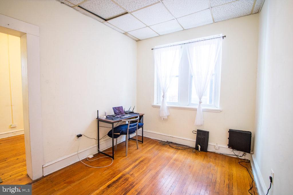 4329 OSAGE AVE #UNIT 1E