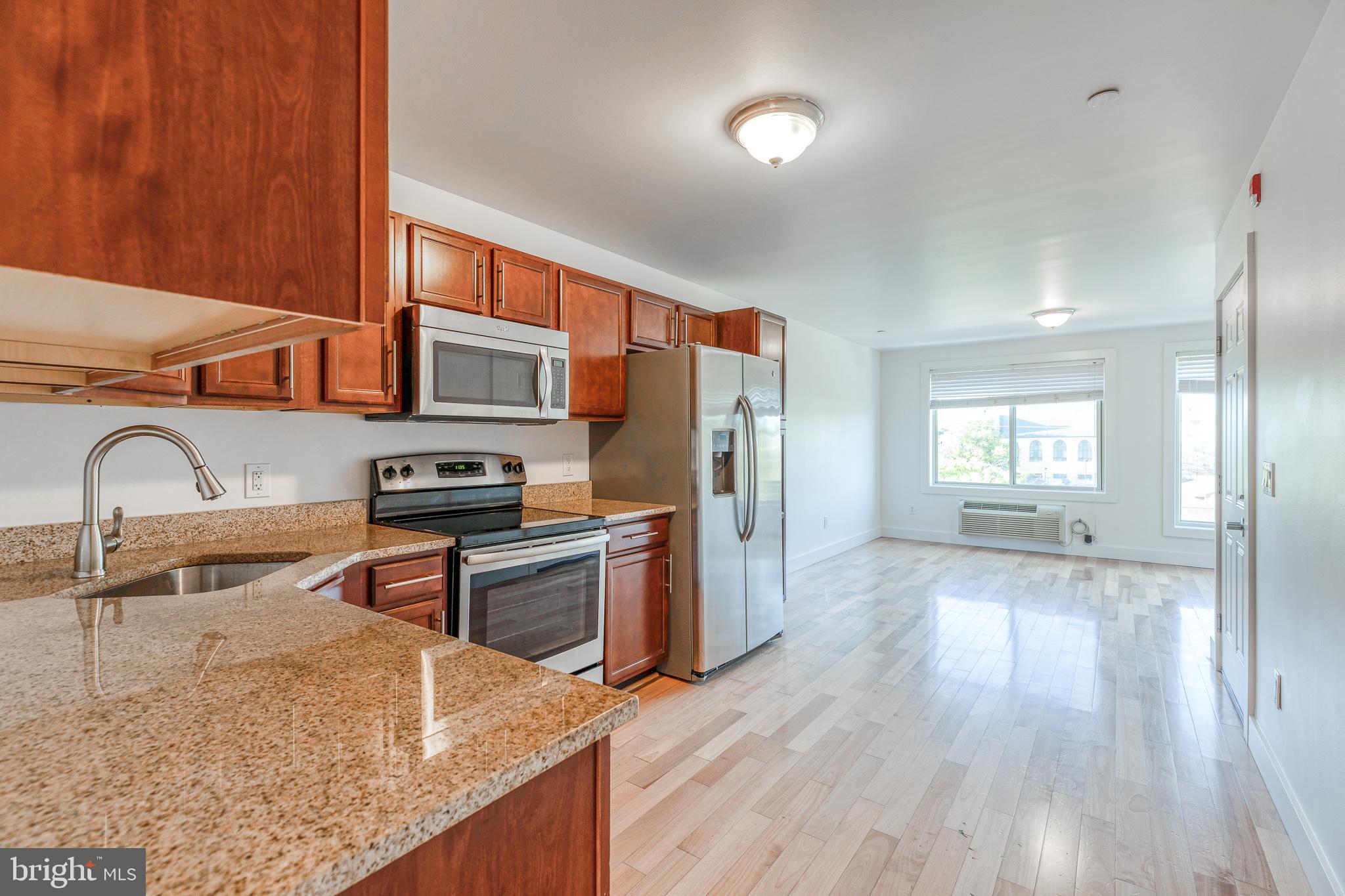 4122 HAVERFORD AVE #UNIT 8