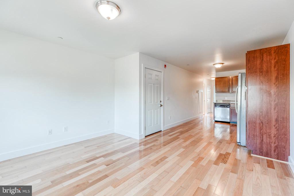 4122 HAVERFORD AVE #UNIT 9