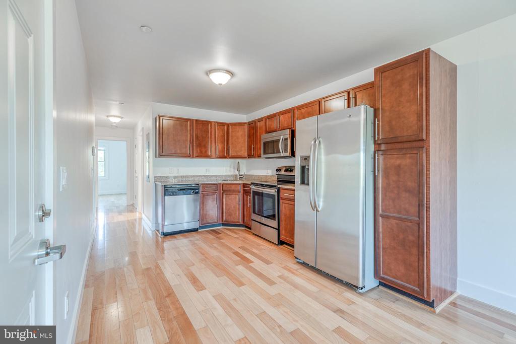 4122 HAVERFORD AVE #UNIT 9