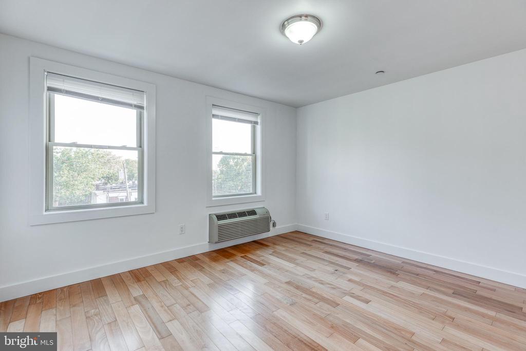 4122 HAVERFORD AVE #UNIT 9