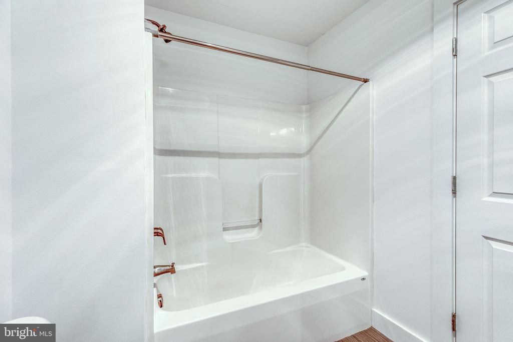 4122 HAVERFORD AVE #UNIT 9