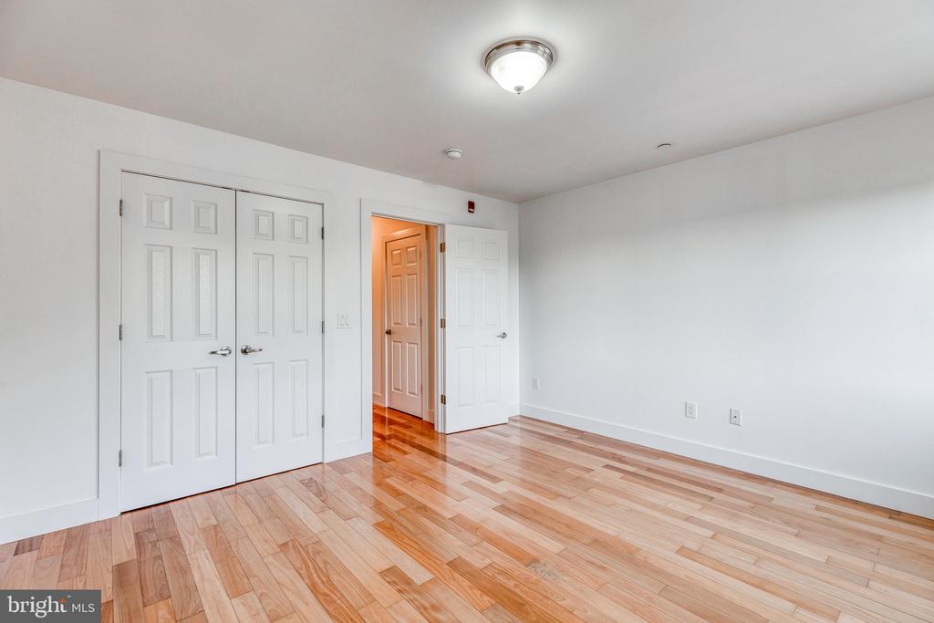 4122 HAVERFORD AVE #UNIT 9