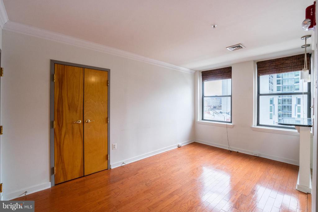 1939 CHESTNUT ST #UNIT 6B