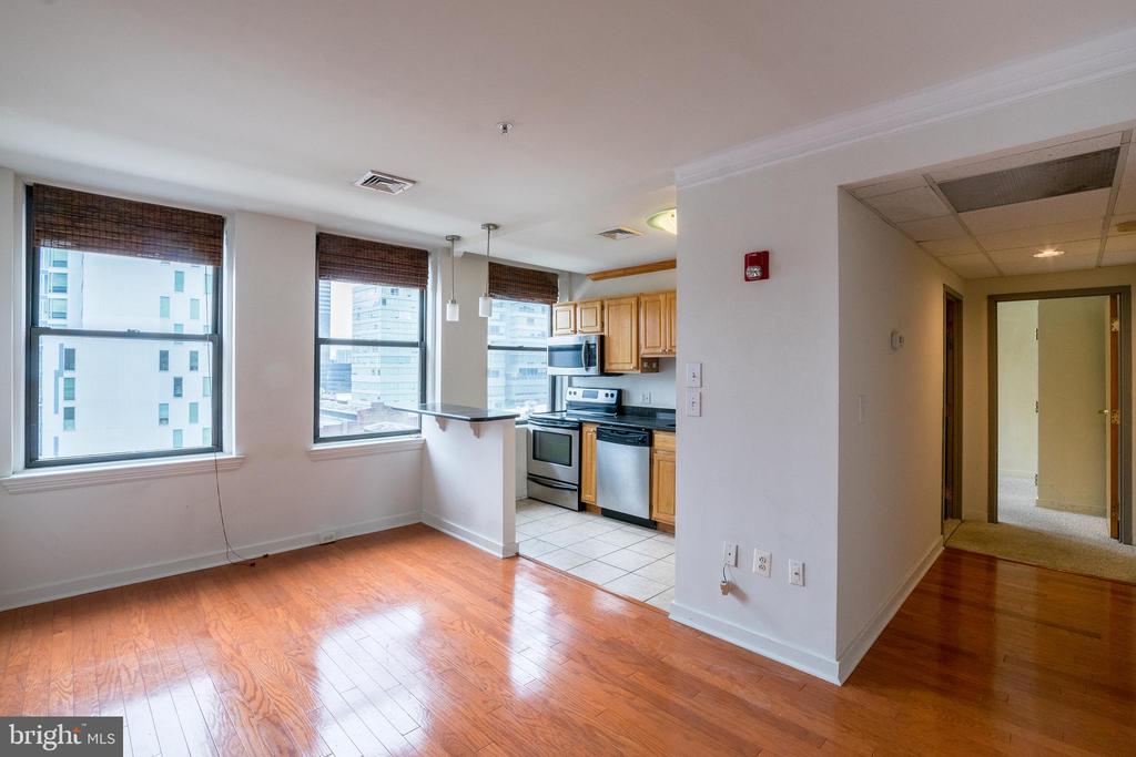 1939 CHESTNUT ST #UNIT 6B