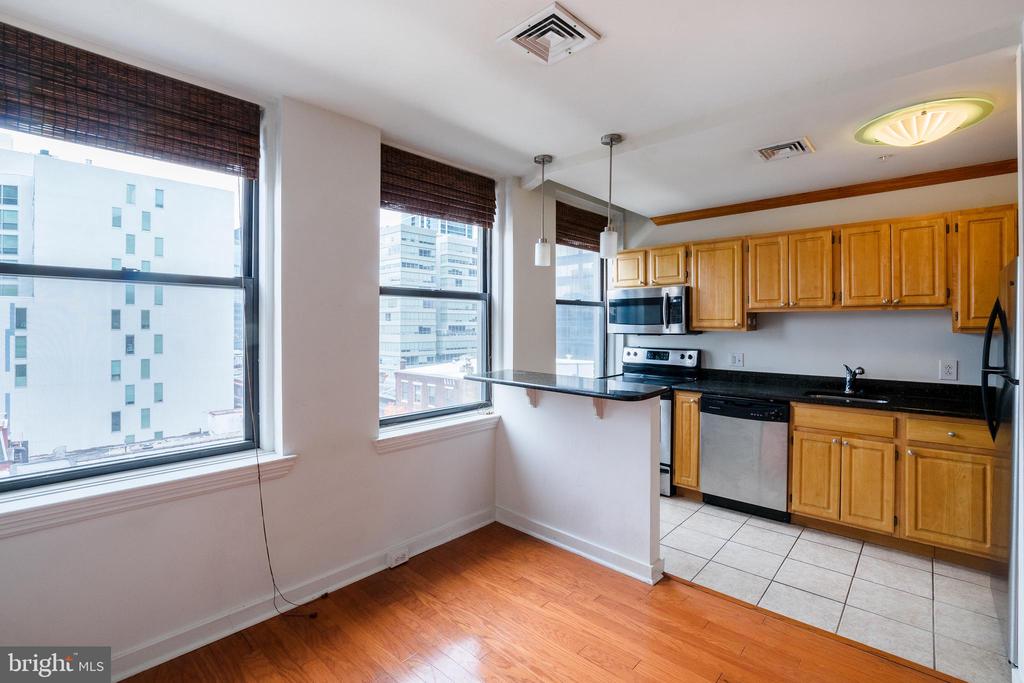 1939 CHESTNUT ST #UNIT 6B