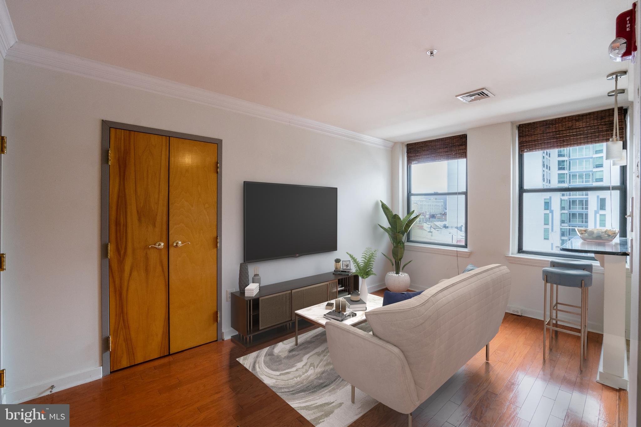 1939 CHESTNUT ST #UNIT 6B