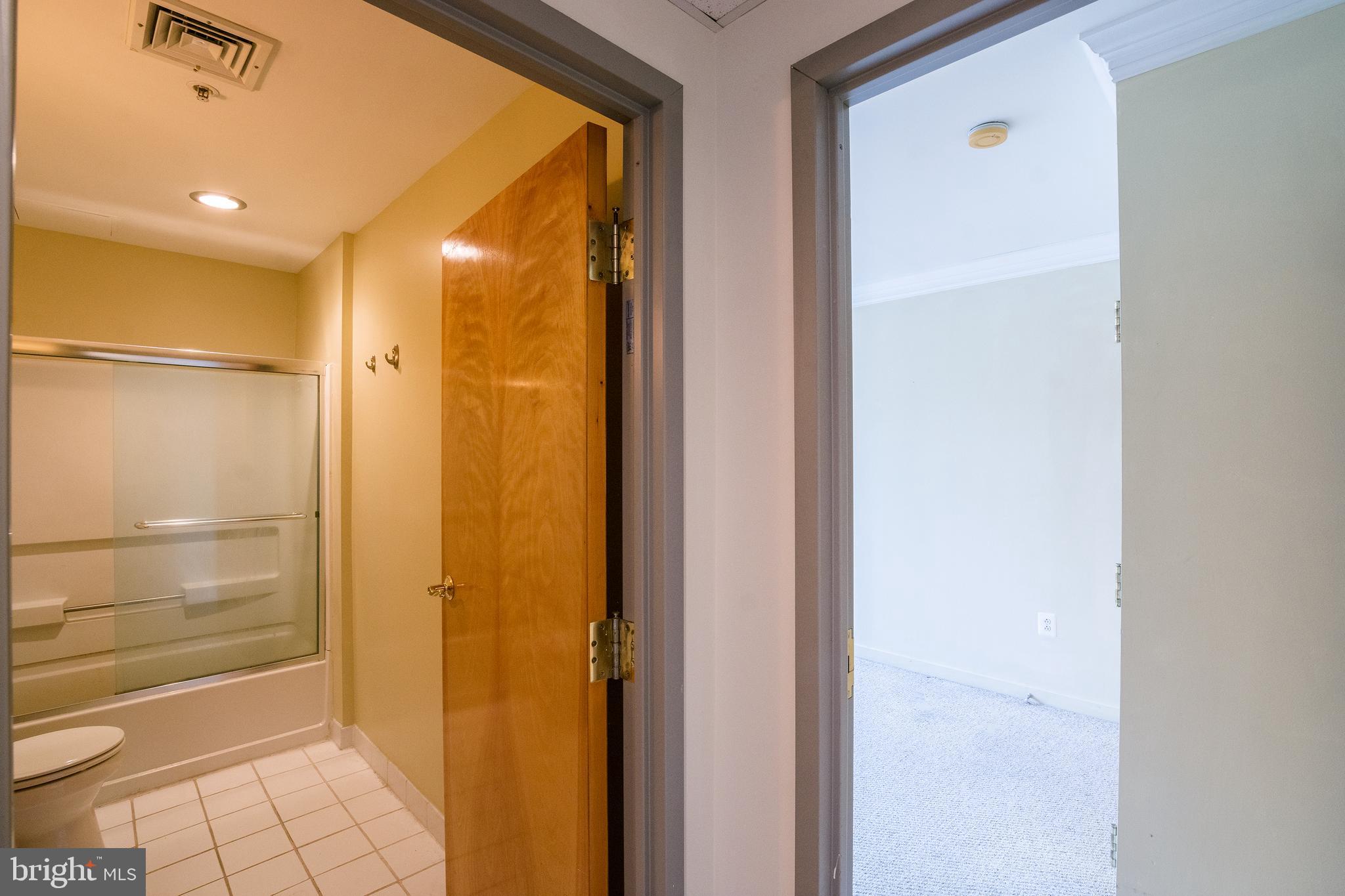 1939 CHESTNUT ST #UNIT 6B