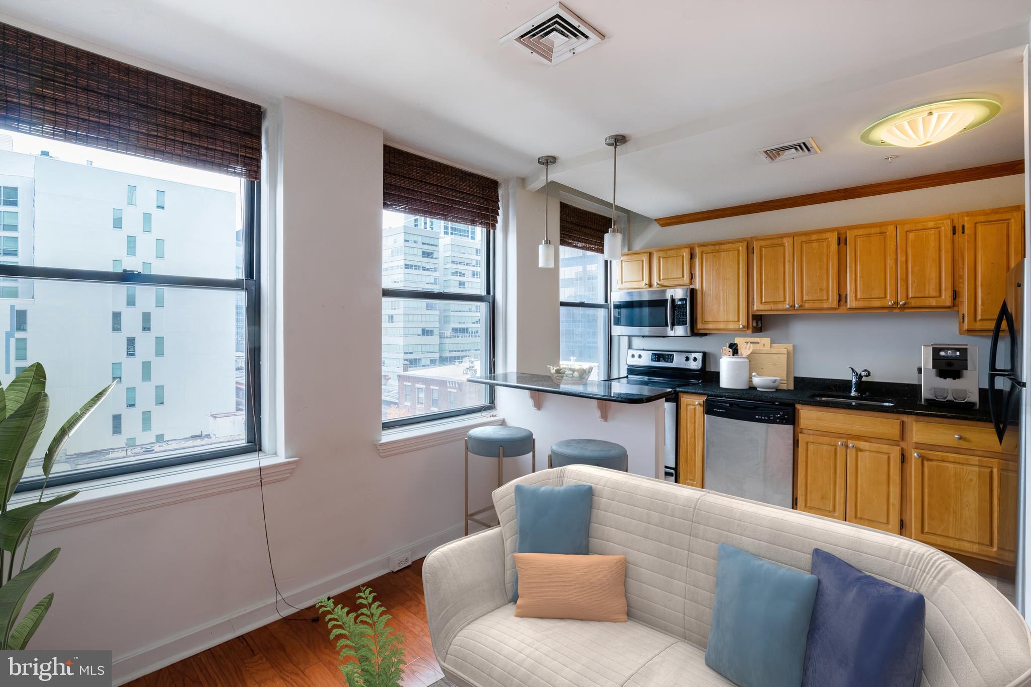 1939 CHESTNUT ST #UNIT 6B