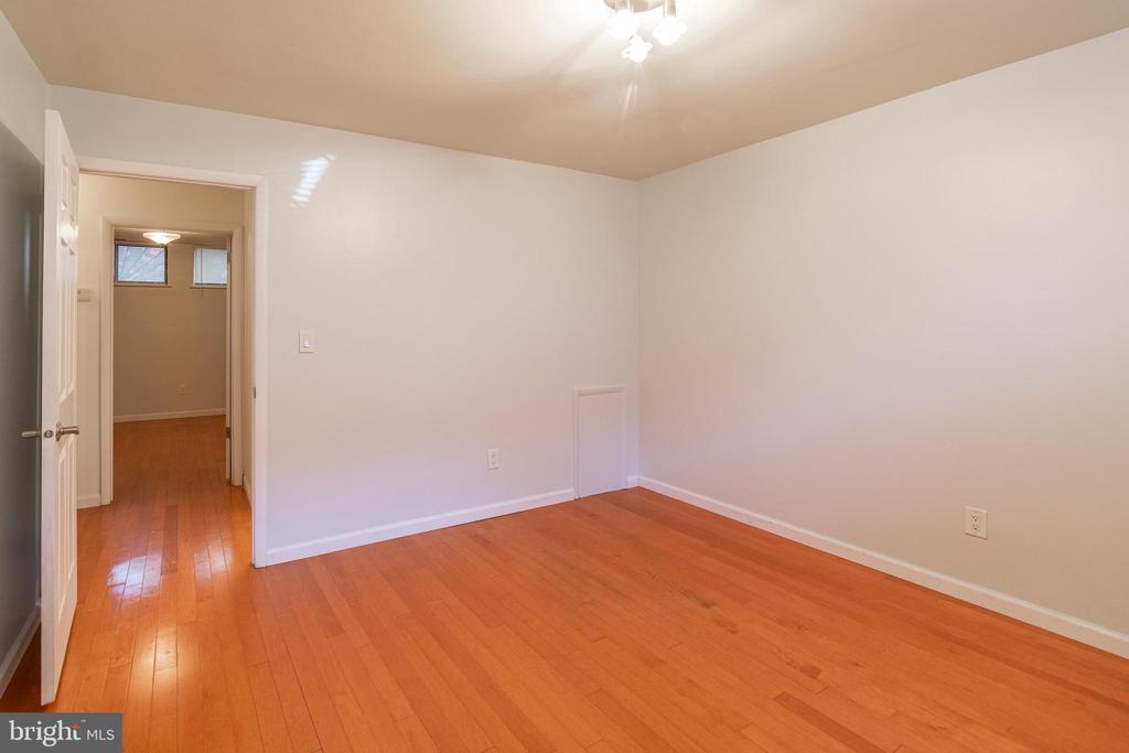 1107 SOUTH ST #UNIT B