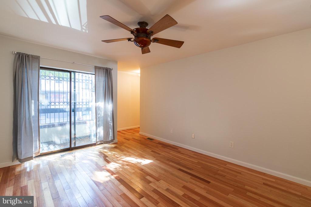 1107 SOUTH ST #UNIT B