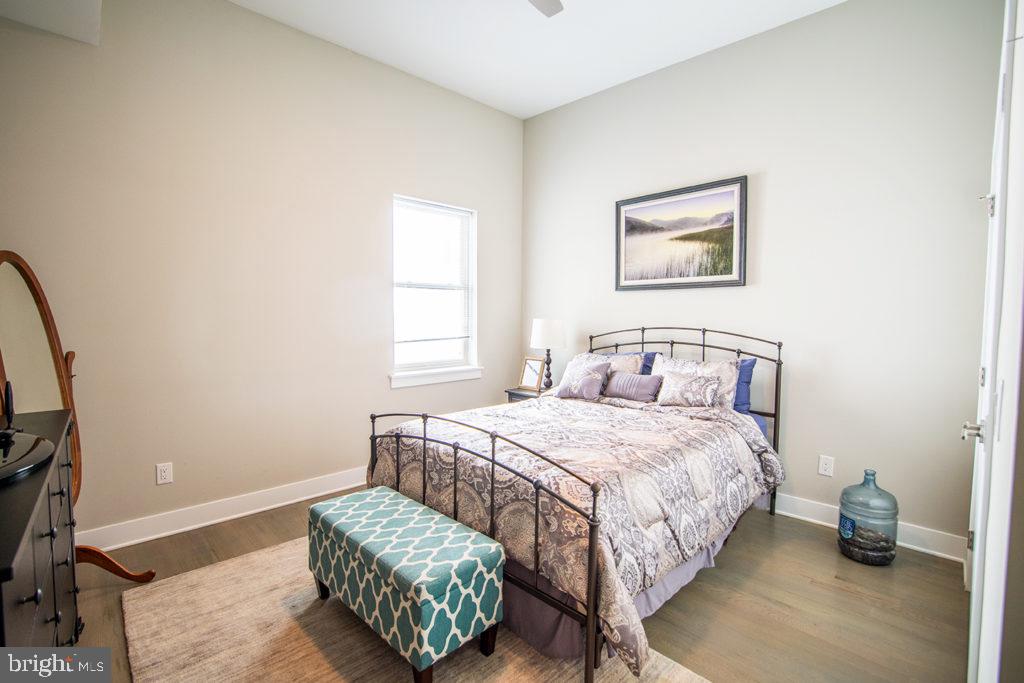1607 CATHARINE ST #UNIT 3H