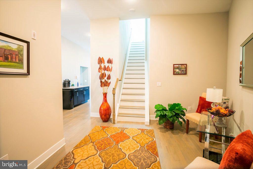 1607 CATHARINE ST #UNIT 3H