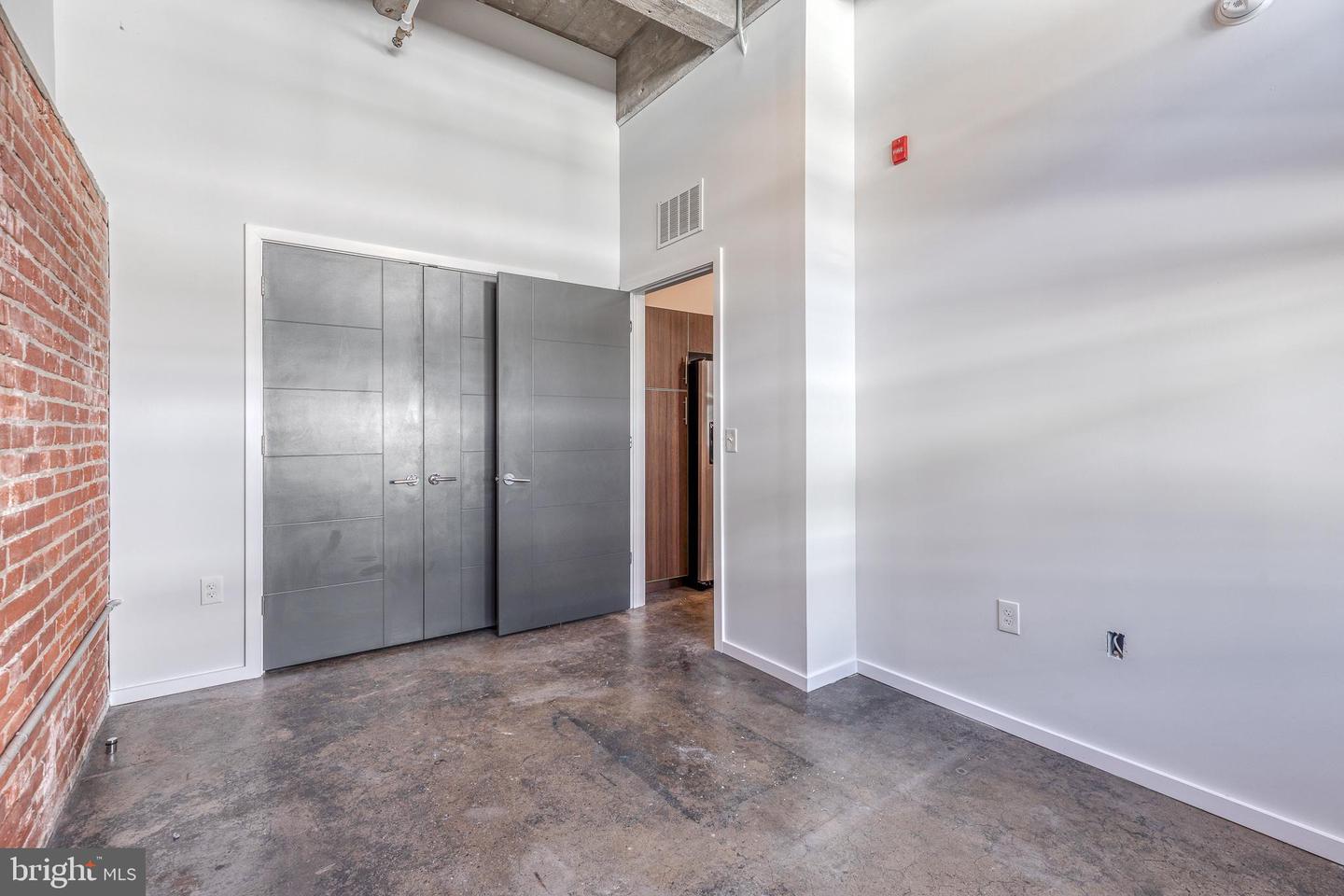 4800 BROWN ST #UNIT 412