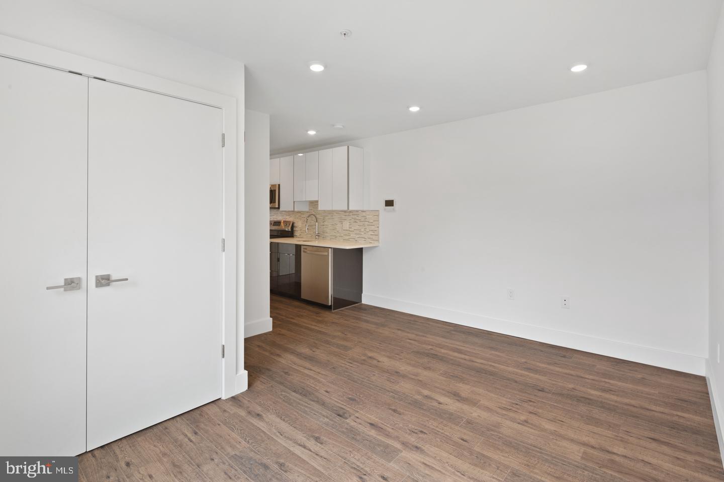 1155 S 15TH ST #UNIT 307