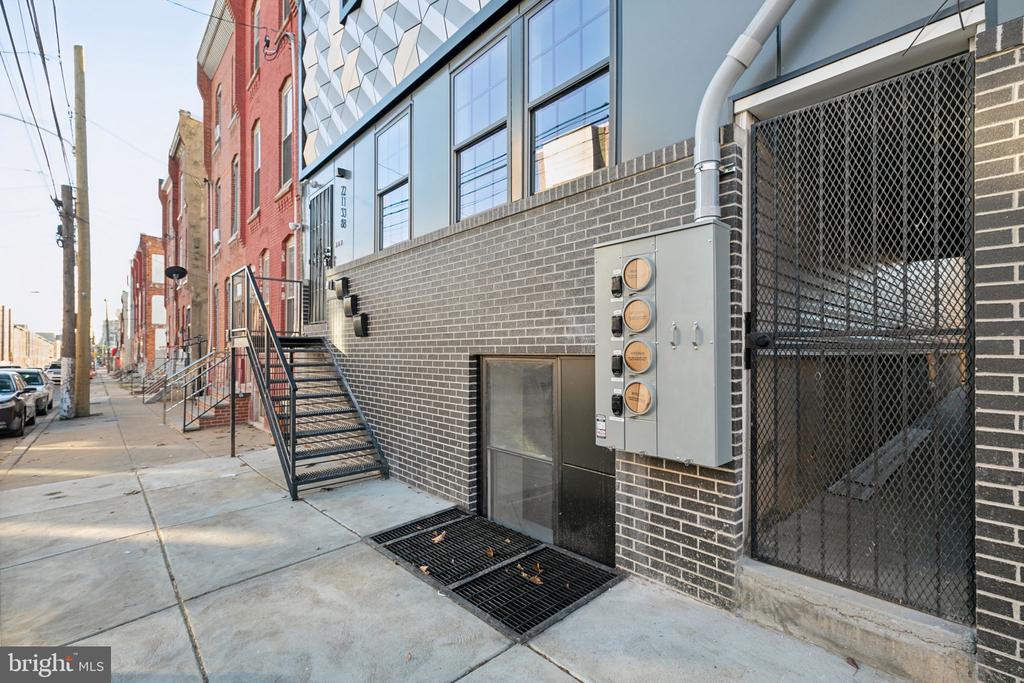 2138 N 9TH ST #1