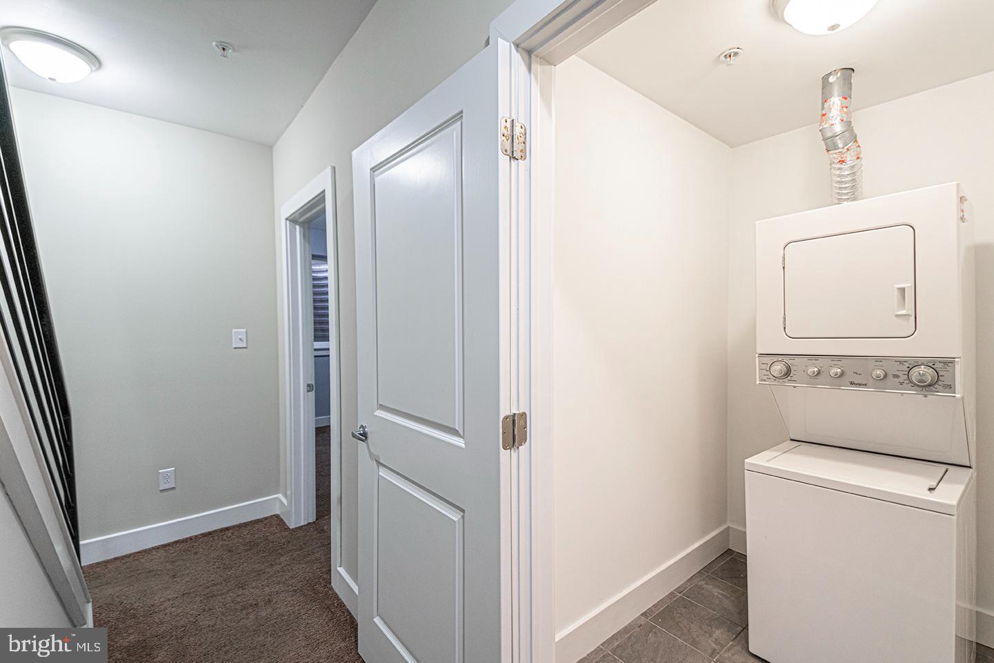 2012 W GIRARD AVE #UNIT 15A
