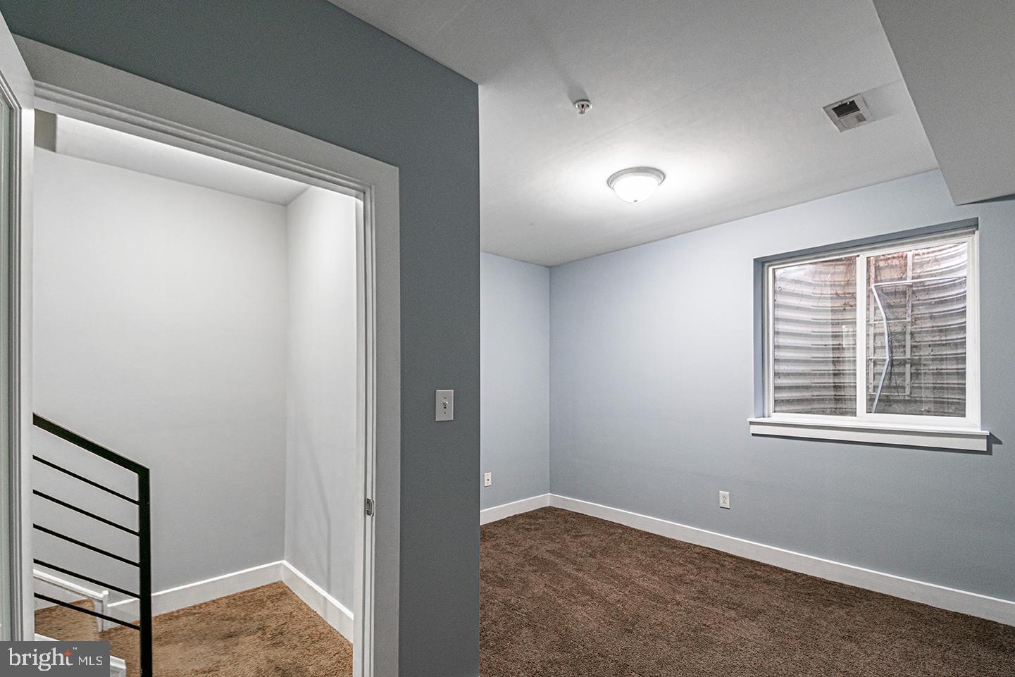 2012 W GIRARD AVE #UNIT 15A