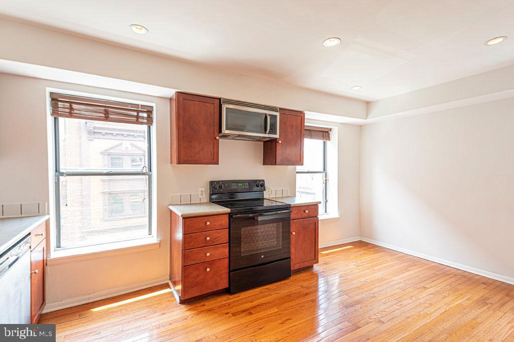 1745 SOUTH ST #3RD FLOOR