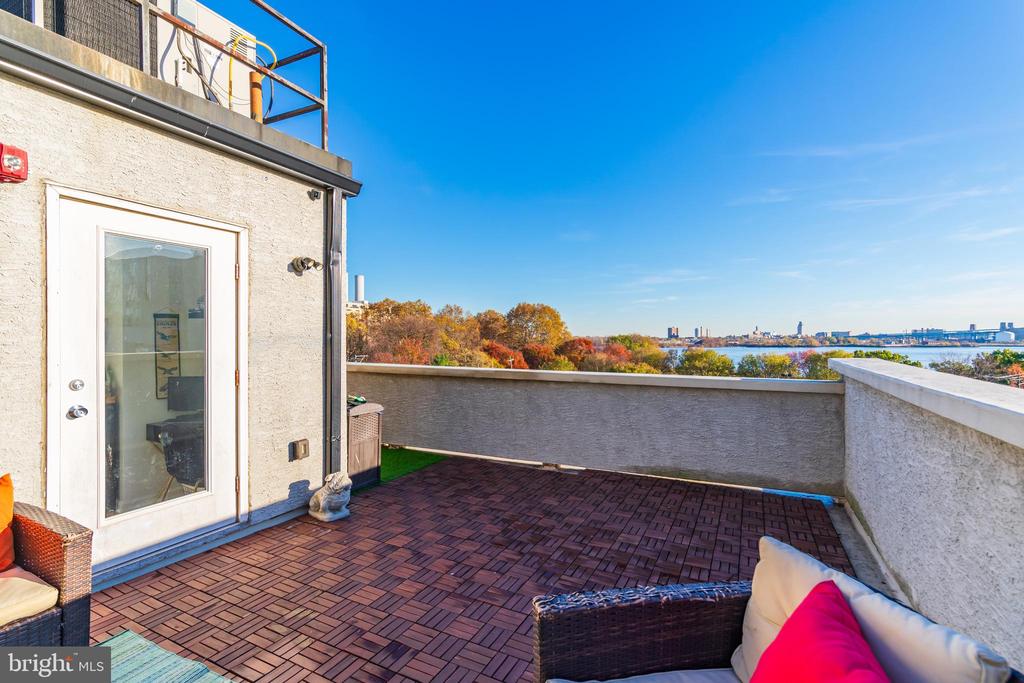 319 E ALLEN ST #UNIT 3